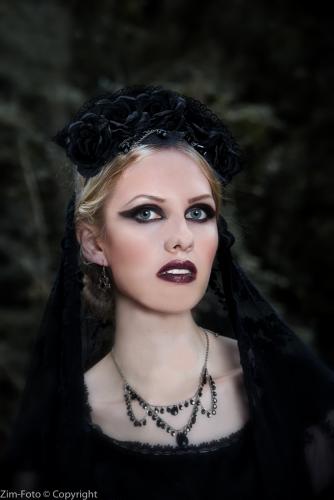 Joanne-1648 - 398 - 400_Stylished